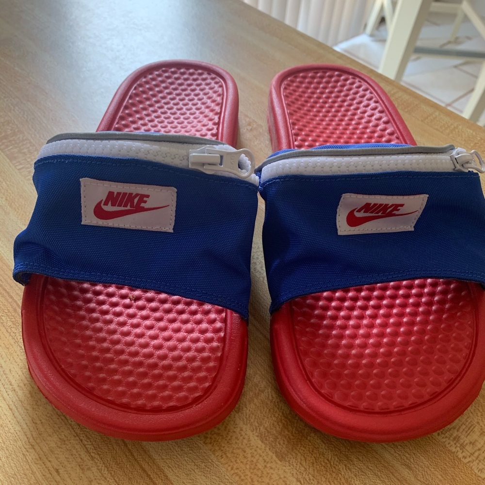 Nike Benassi JDI Fanny Pack Slides